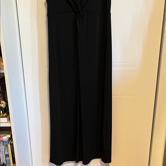 Old Navy Black Maxi Dress - Picture 2 of 4
